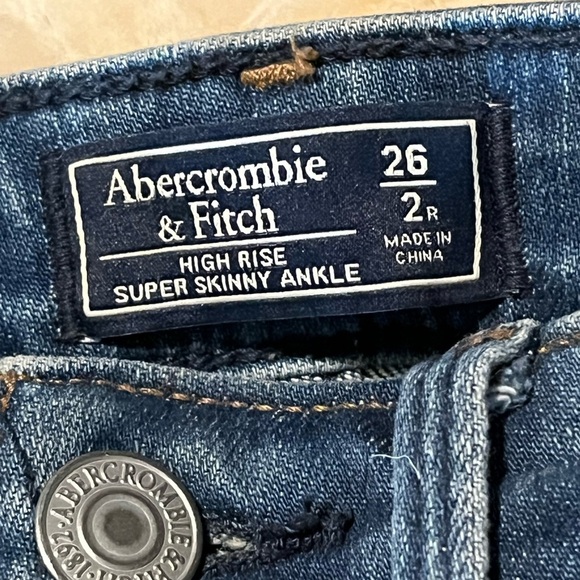 Abercrombie & Fitch Side Zip High Rise Raw Hem Skinny Ankle Jeans - Picture 7 of 7